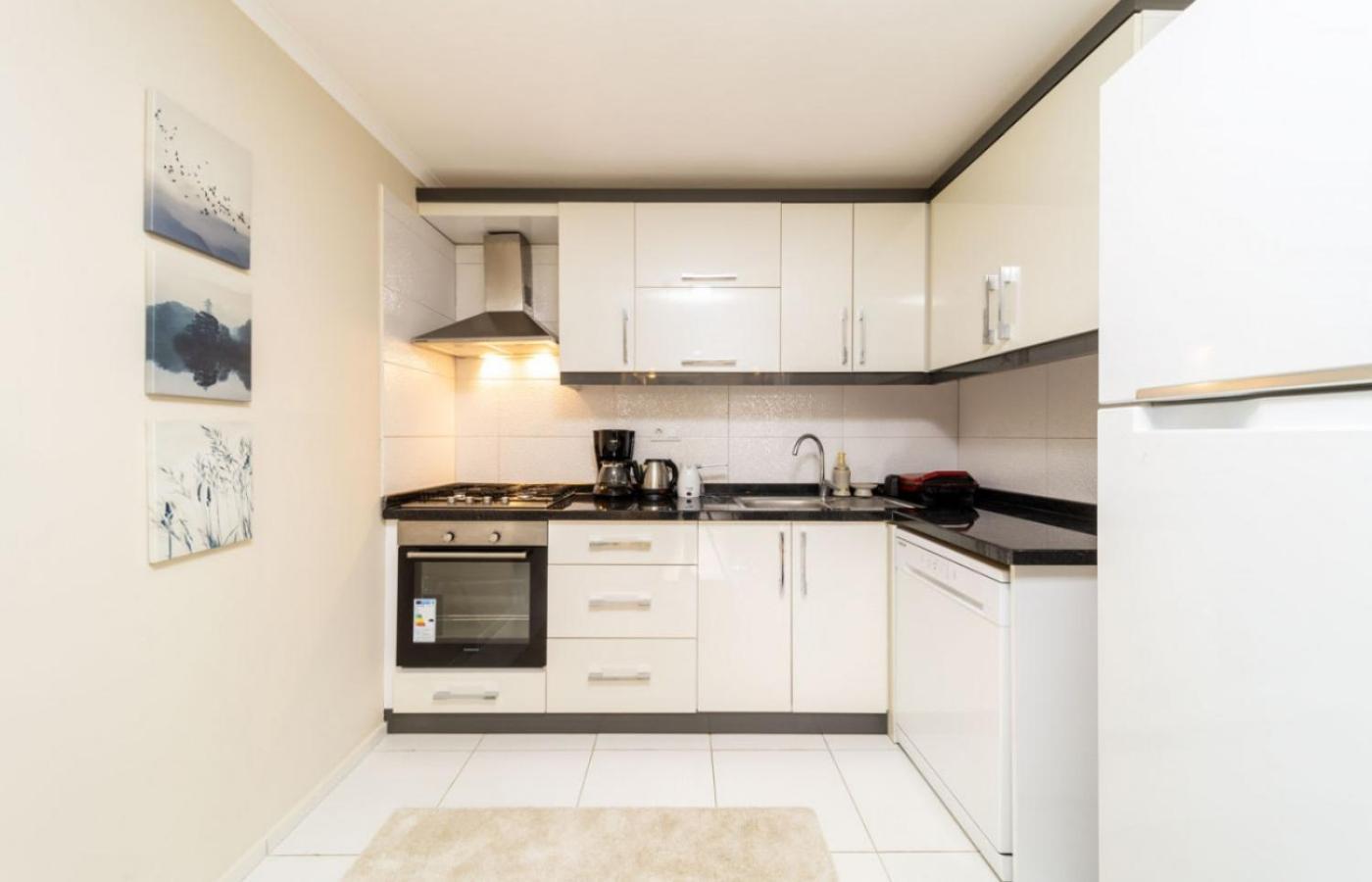 Apartamento Lovely Flat Near Hadrians Gate Antalya Exterior foto